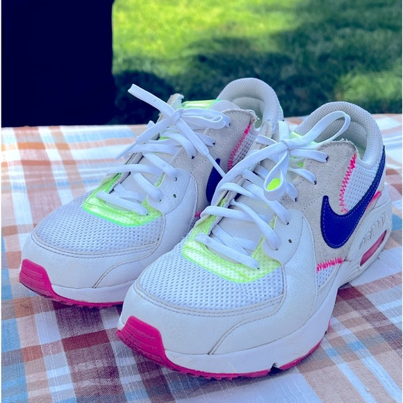 Nike Air Max Excee Tennis Running Shoes Sneakers Women’s Size 8.5 Used White - Picture 1 of 6